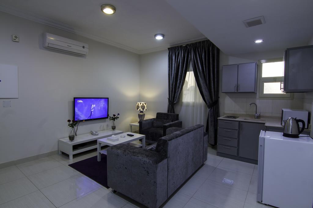 Rofan Hotel Suites Riadh Zimmer foto