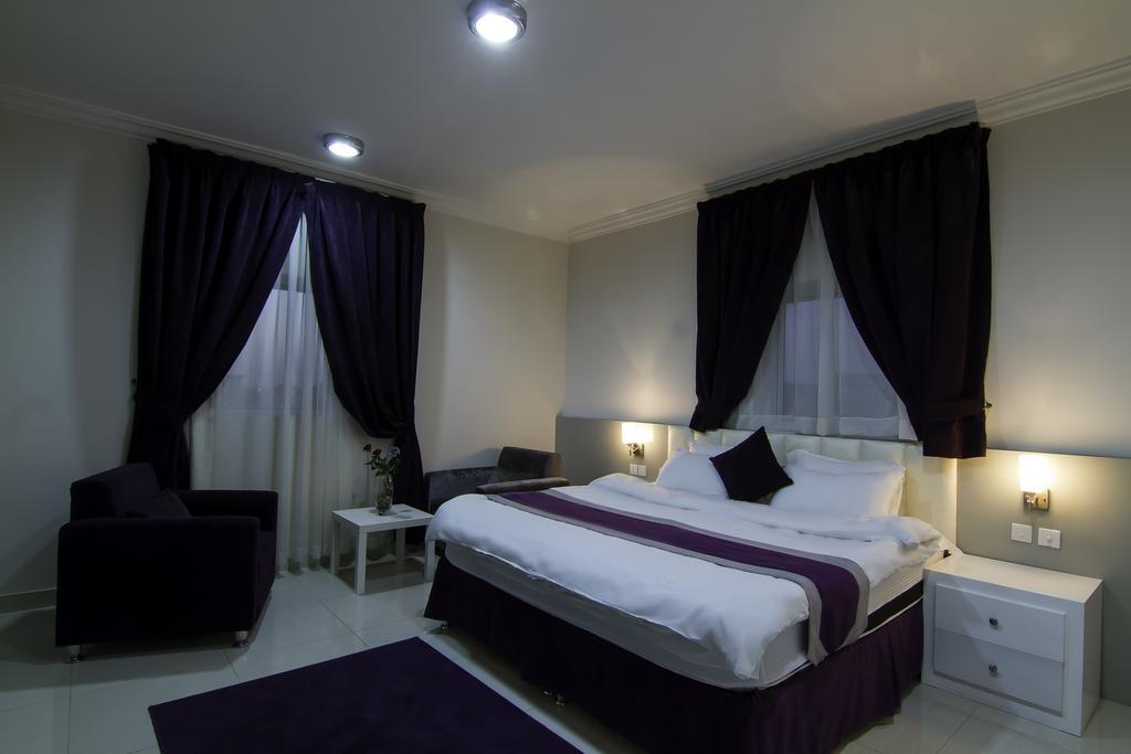 Rofan Hotel Suites Riadh Zimmer foto